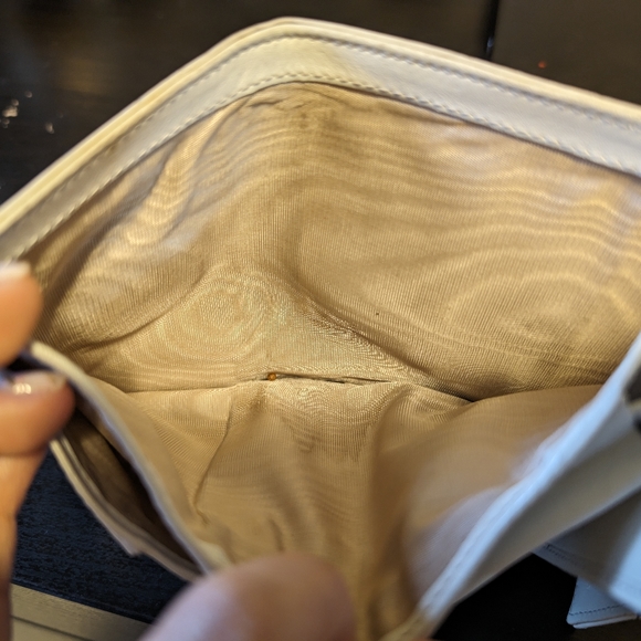 Prada White Wallet with Auth card included - Picture 14 of 16